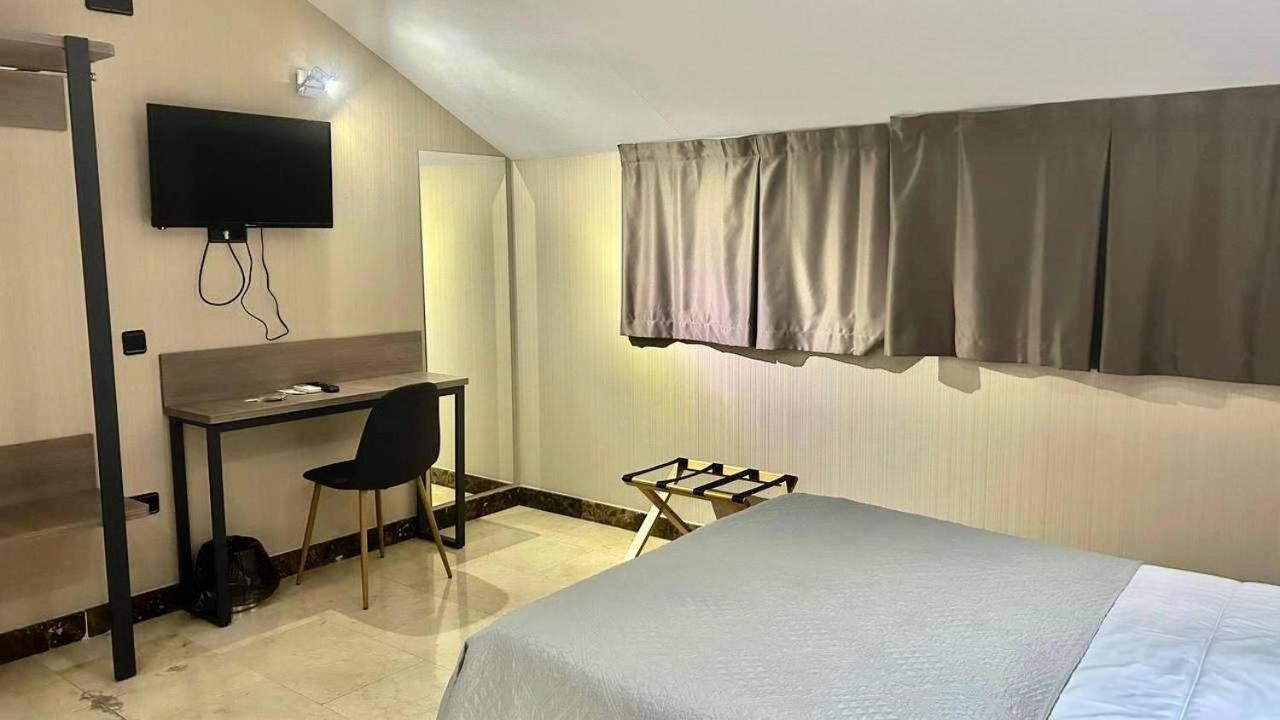 Hotel Ciudad De Fuenlabrada Eksteriør bilde